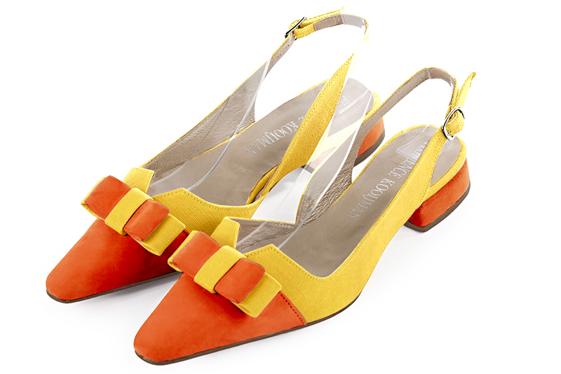 Clementine orange and yellow women's open back shoes, with a knot. Tapered toe. Flat block heels. Front view - Florence KOOIJMAN